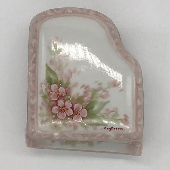 Vintage Delicate Hand Painted Piano Trinket Box - Picture 2 of 8